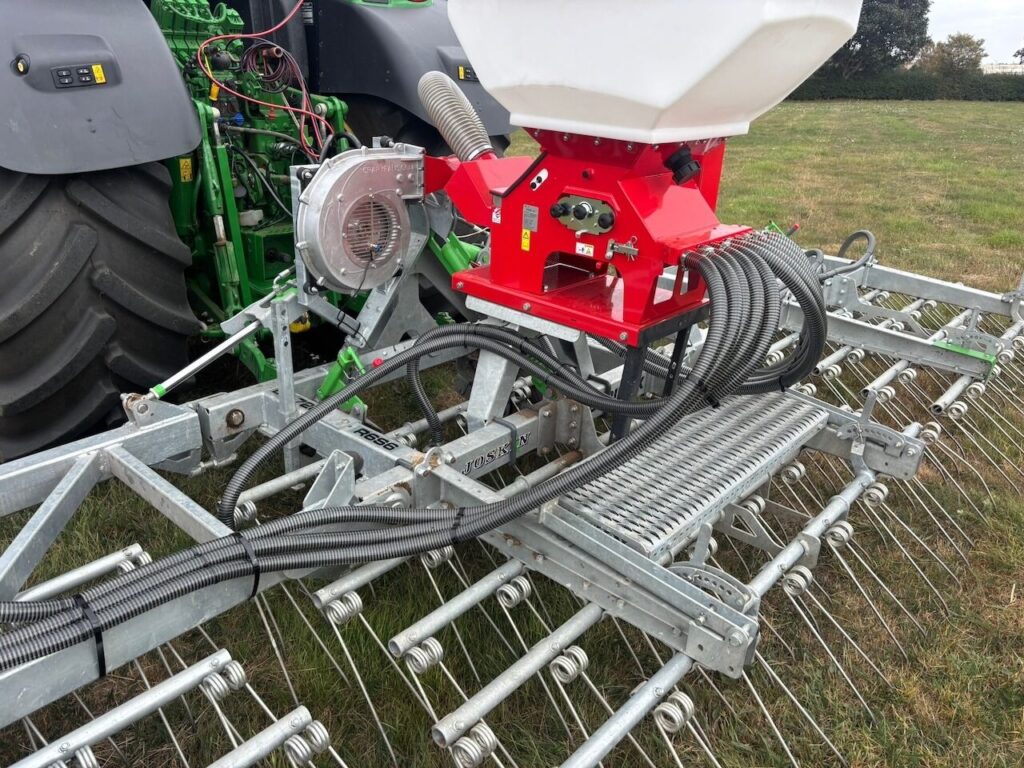 High-accuracy applicator expands working widths for precision crop establishment