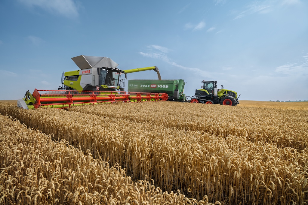 Live combine grain quality analysis